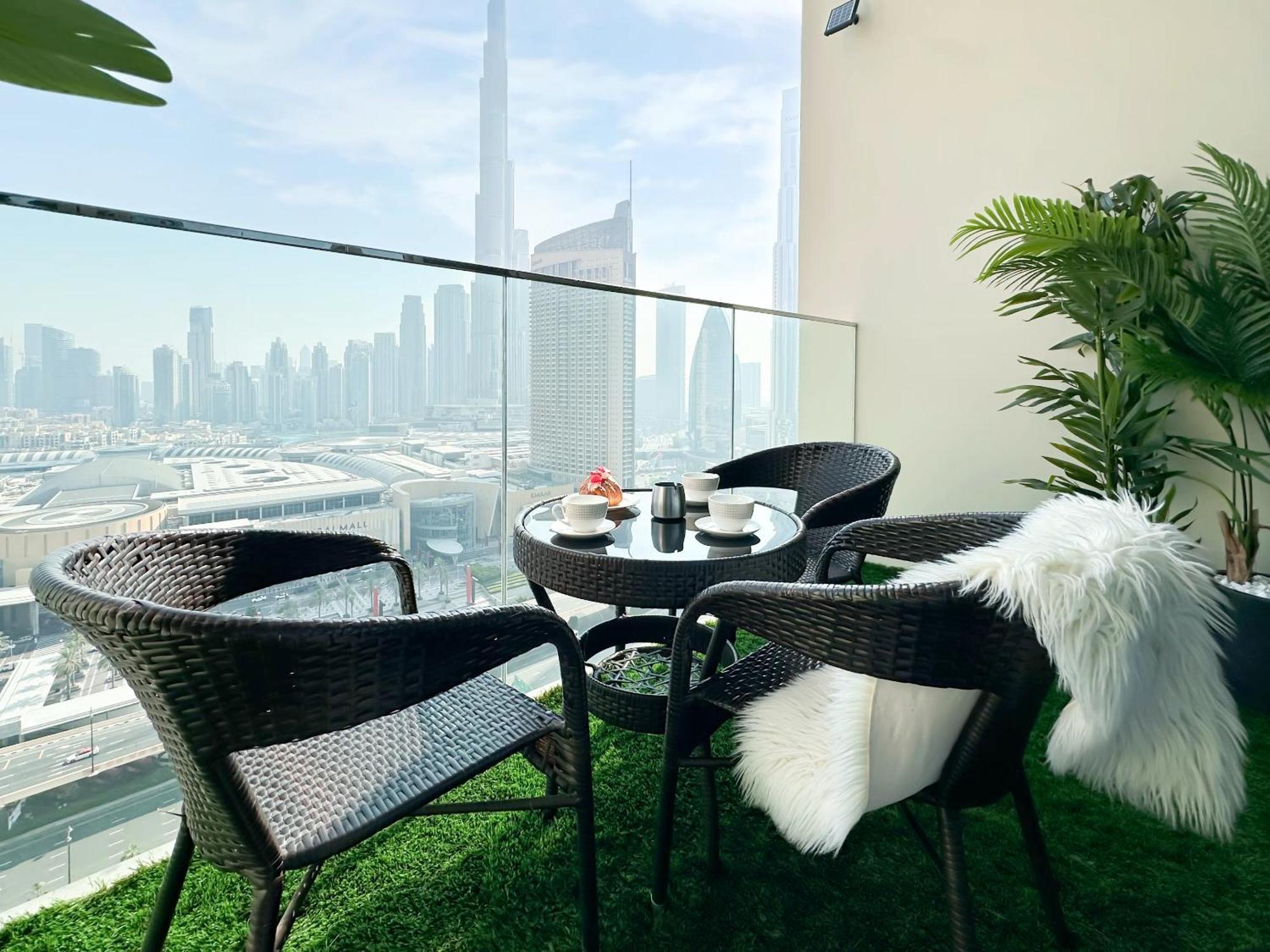 Stylish 2 Bedroom Dior-Inspired Apartment Connected To Dubai Mall Exterior foto